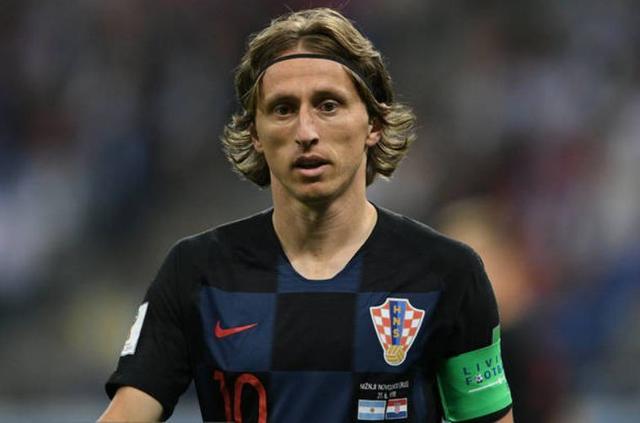 休媒讨论火箭败因：下放伊森自废武功 丢12罚致命 乌度卡用人固执