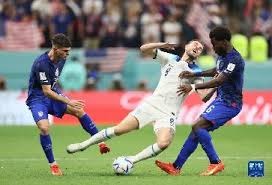 萨哈：安东尼和桑乔在曼联时很自负，看不出他们爱俱乐部